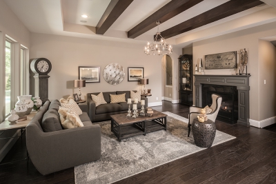 5815 Stratton Woods