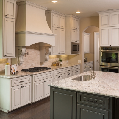5815 Stratton Woods