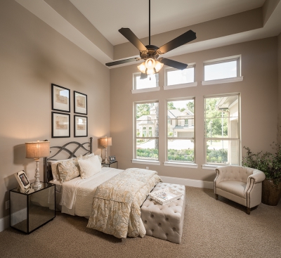 5815 Stratton Woods